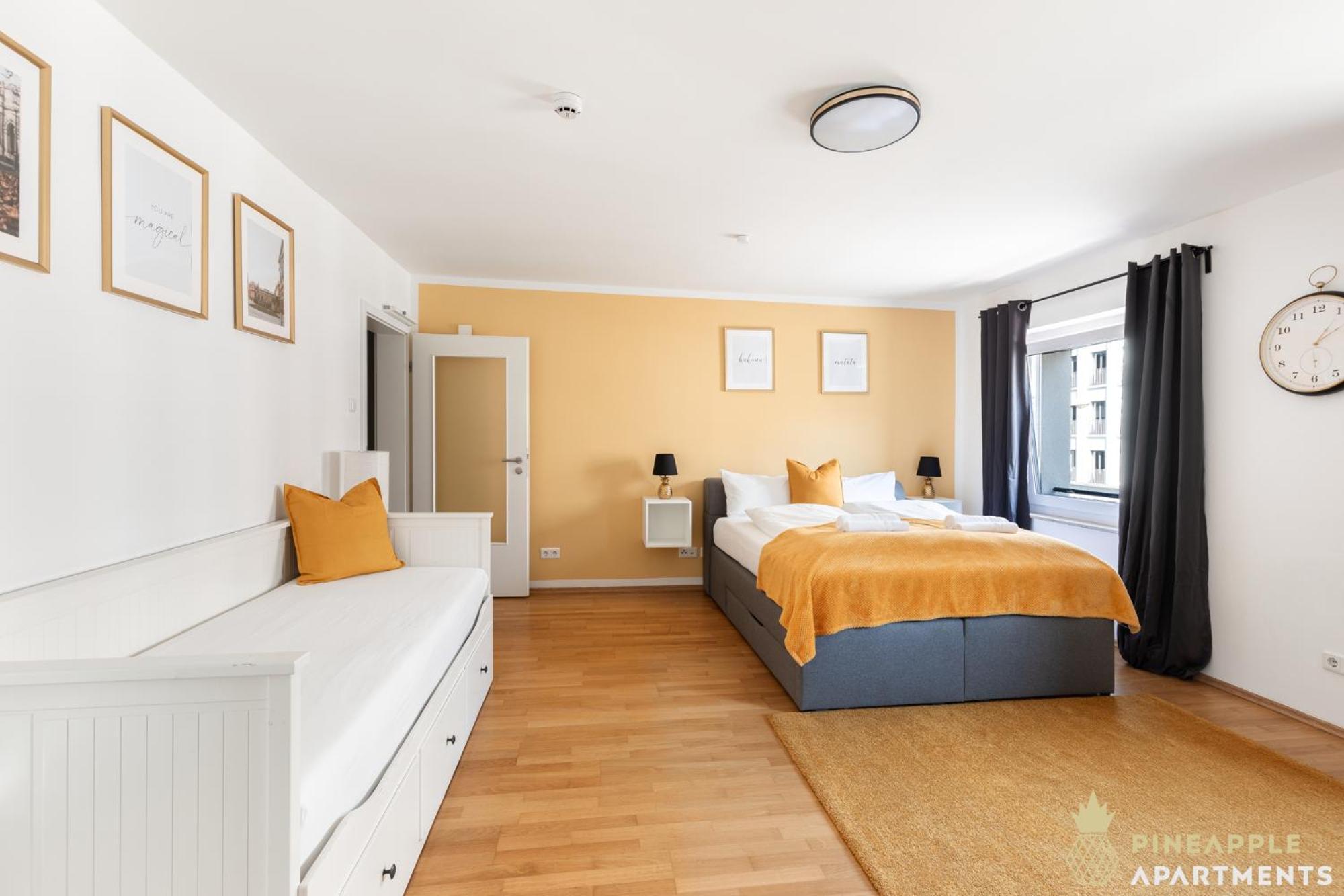 Pineapple Apartments Studio-Apartment Am Zwinger Dresden Eksteriør billede